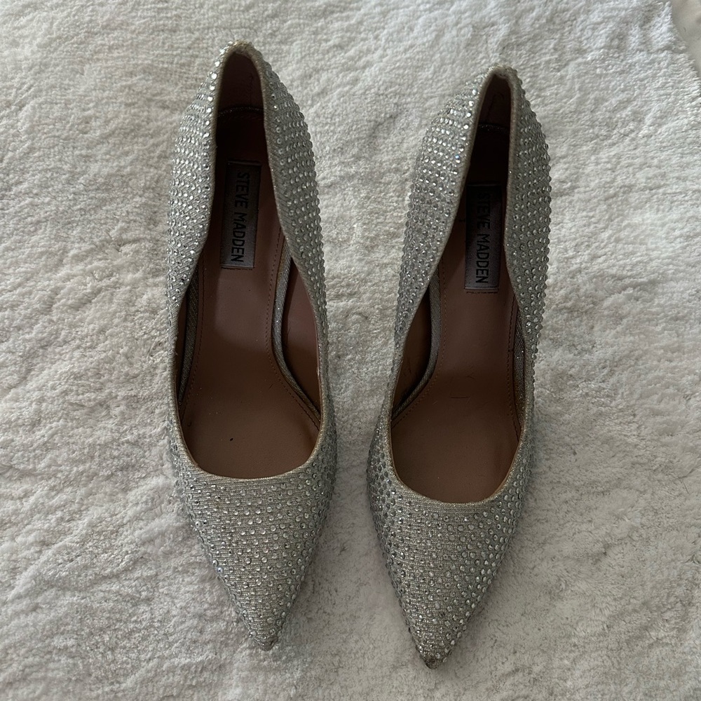 Steve Madden Pave point toe heels - Picture 2 of 5